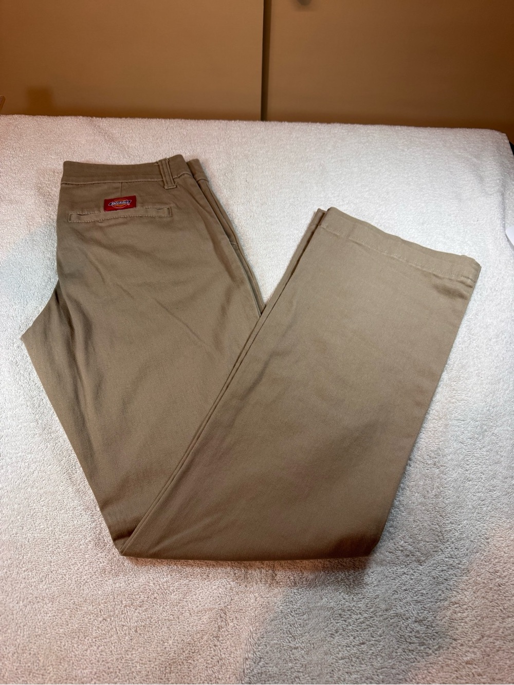 Women’s Vintage Dickies Girl Straight Fit Work Pants in Khaki. Size 5